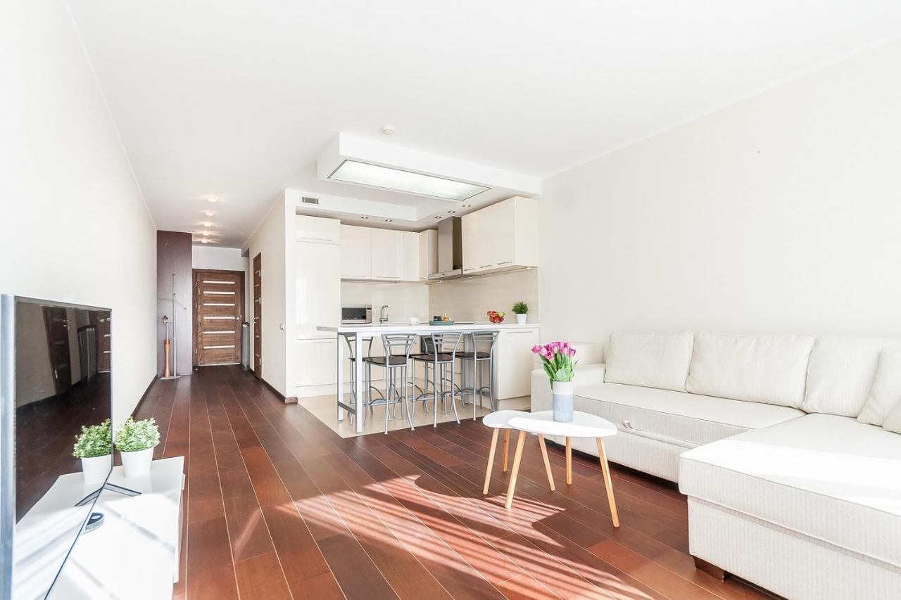 Central Apartment In Gedimino Av By Urban Rent VNO Exterior photo